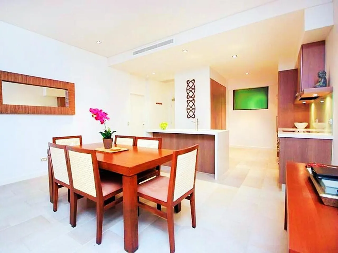 Temple 121 Modern Spacious Palm Cove 2 Brm 2 Bth Resort Apartment With Courtyard 0*,
